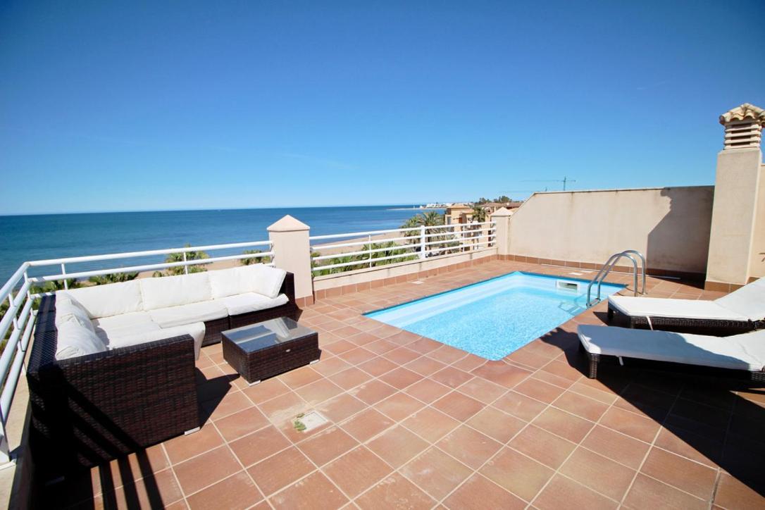 デニアAtico Con Piscina Privada En Primera Lineaアパートメント エクステリア 写真