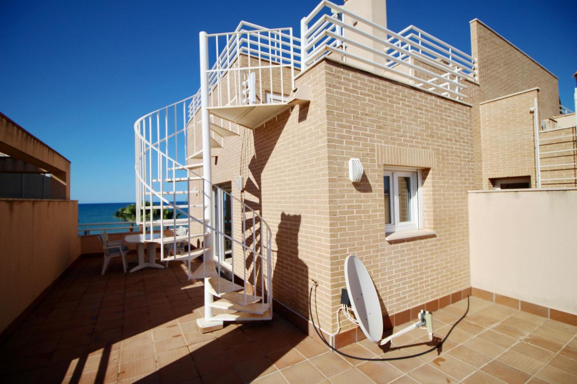 デニアAtico Con Piscina Privada En Primera Lineaアパートメント 部屋 写真
